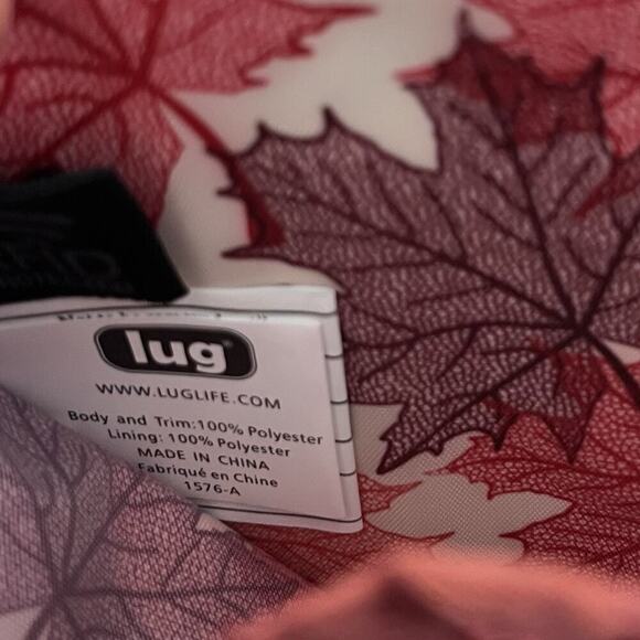 LUG Rodeo RFID Quilted Wristlet Zip Around Small Wallet in Rosewood Red NWT - Picture 5 of 9